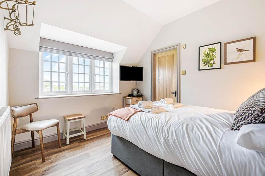 Charlcombe Inn Kelston Esterno foto